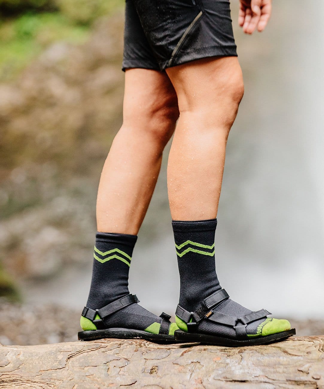 Cross Point Essentials Waterproof Socks: Horizon