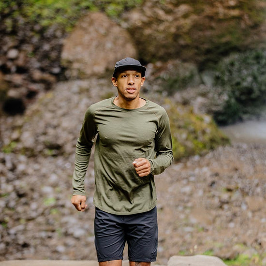 Distance Men's Long Sleeve Shirt | Brooks Running