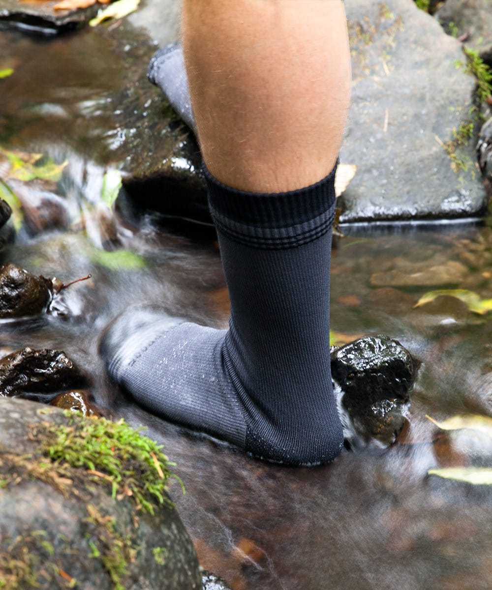 Cross Point Waterproof Socks: Classic Wool